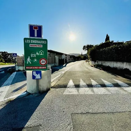 Superbe T2 Avec Vue Et Piscine Appartamento La Croix-Valmer